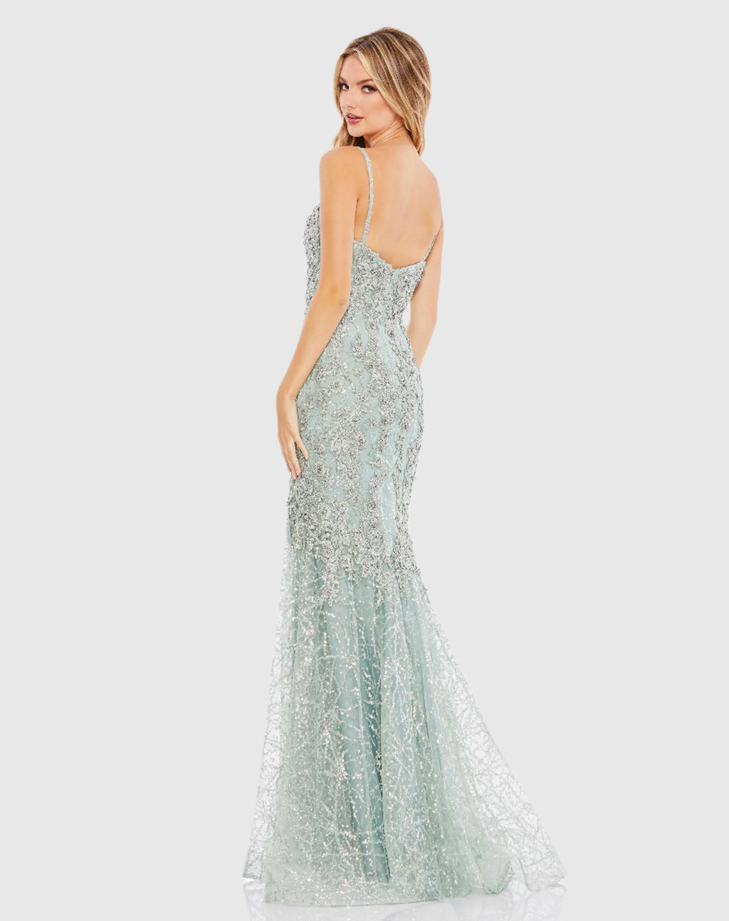 Green Embellished Sleeveless Plunge Neck Trumpet Gown - Image 3